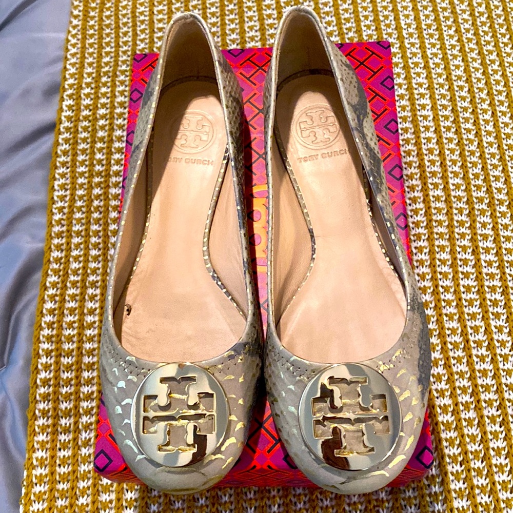 Tory Burch Silver Metallic Logo Ballet Flats